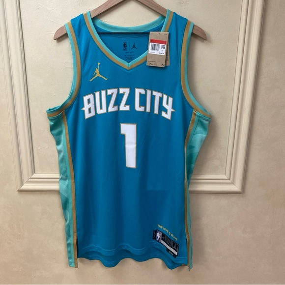 lamelo jersey buzz city